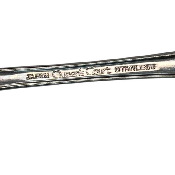 Vintage Queens Court Japan Deluxe Silverplate Soup Spoon 7.5" Stainless Steel - Picture 3 of 4